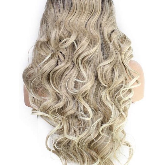 ALISSA 20” BLONDE OMBRÉ CURLY Lace Front Wig *NWT - Picture 4 of 4